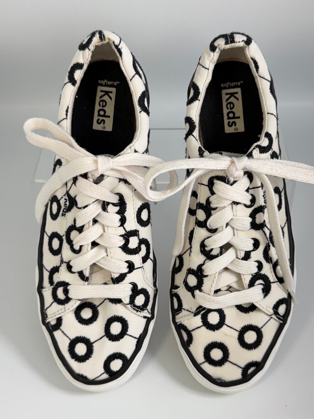 Keds Jump Kick Mod Sneakers Womens 8 White Black Embroidered Canvas